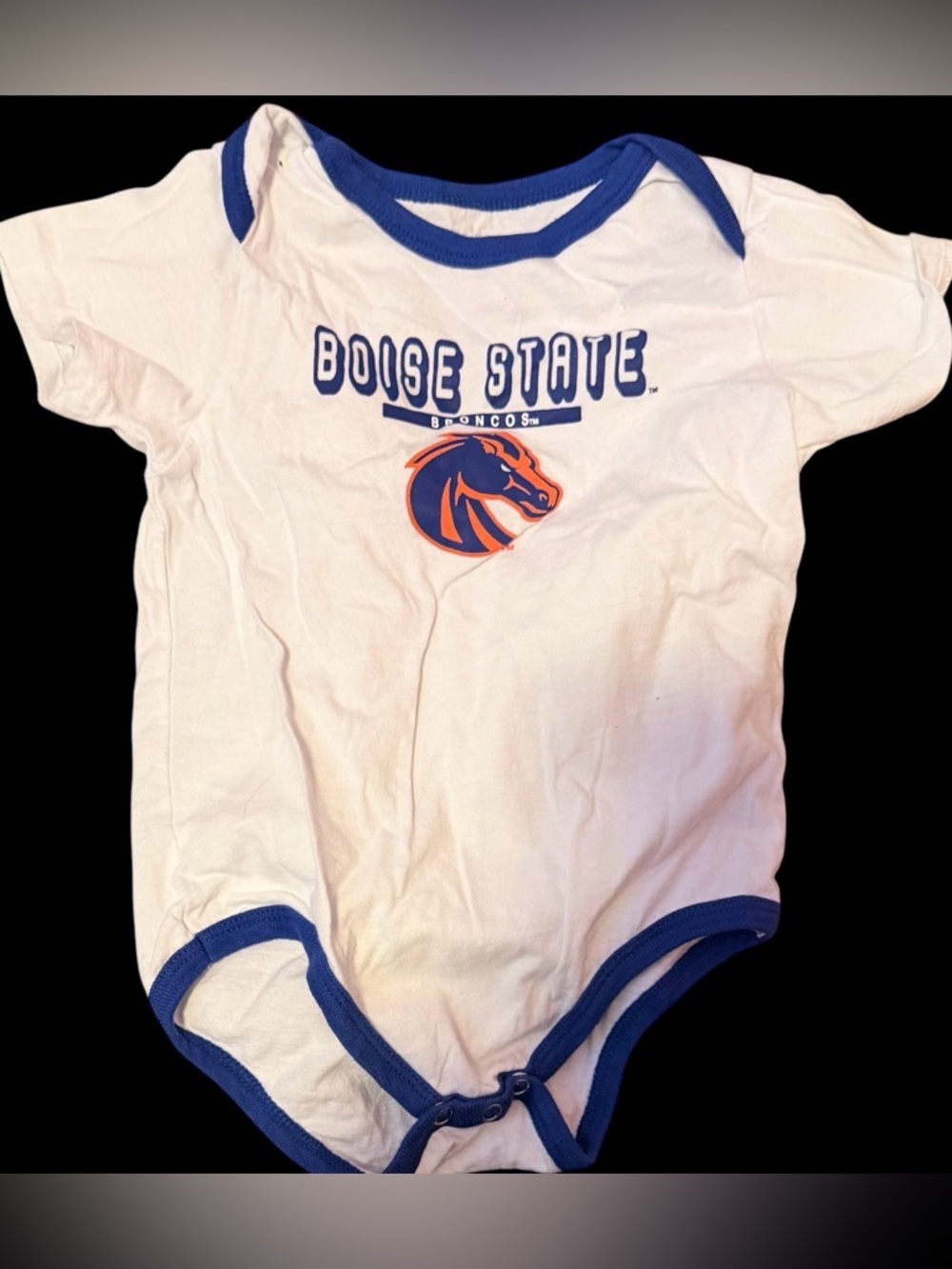 Boise‎ State University infant bodysuit Size 12-18 Months  Colosseum